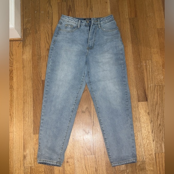 Misguided Petite Riot High Rise Mom Jeans US Size 2 WORN ONCE - Picture 2 of 10
